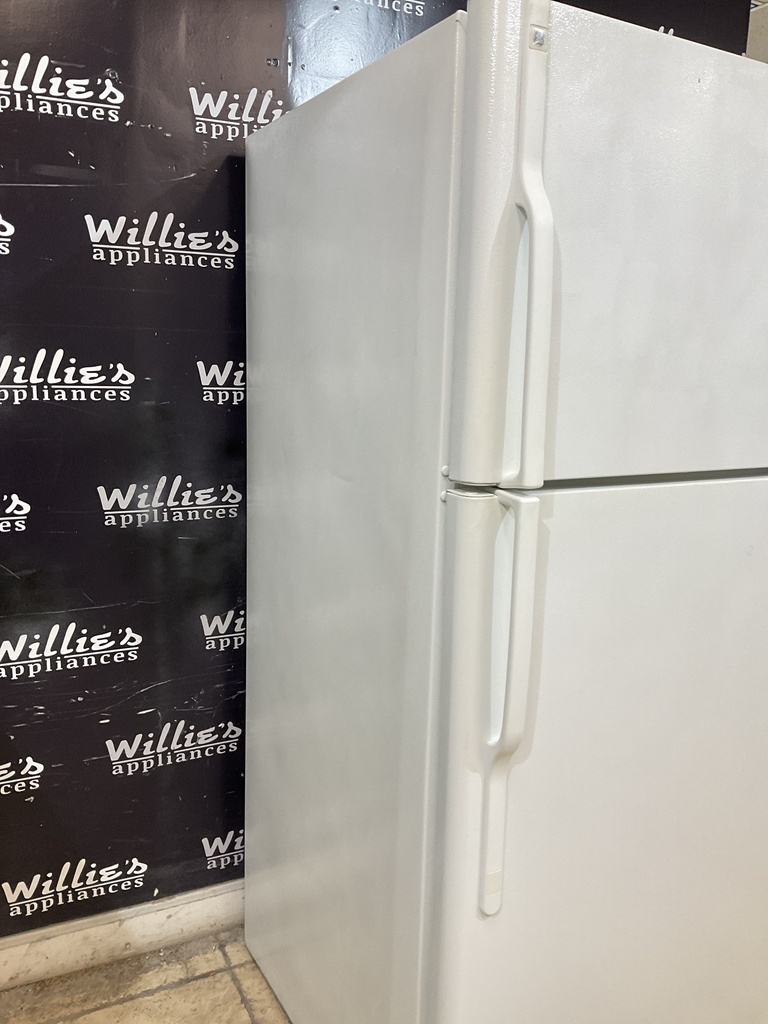 Ge Used Refrigerator Top and Bottom 30x66 1/2” (White) 