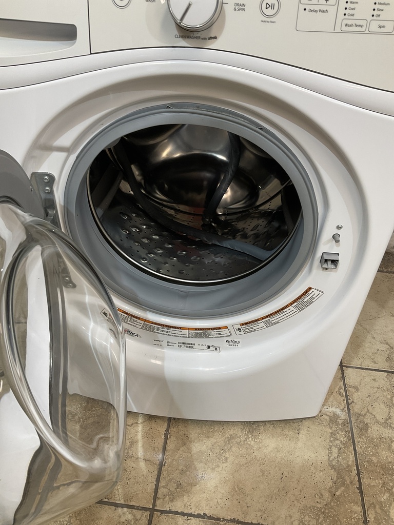 Whirlpool Used Washer Front-load 27inches (White) 