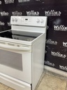 Frigidaire Used Electric Stove 220volts (40/50 AMP) 30inches {3 prong} (White) 
