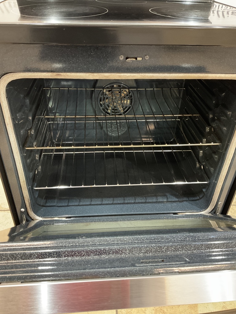 Samsung Used Electric Stove 220volts (40/50 AMP) 30inches {no cord} (Stainless steel) 