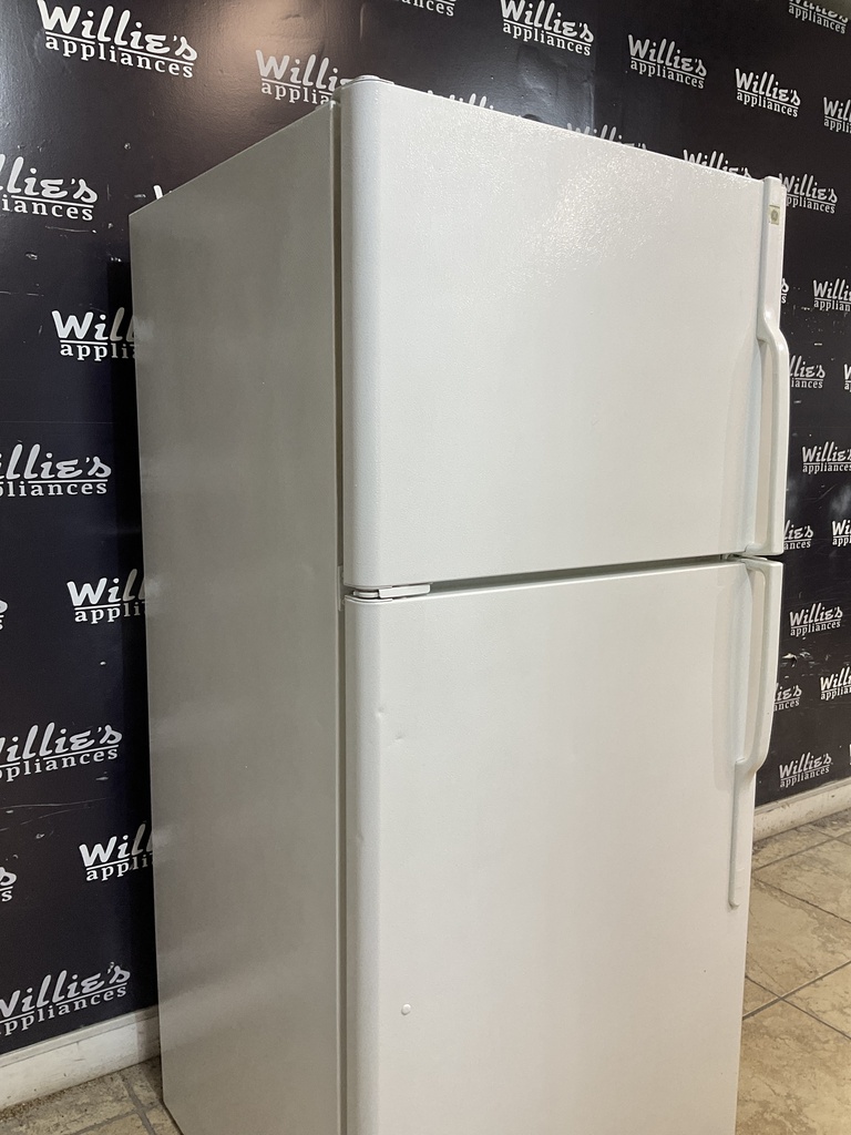 Ge Used Refrigerator Top and Bottom 30x66 (White) 