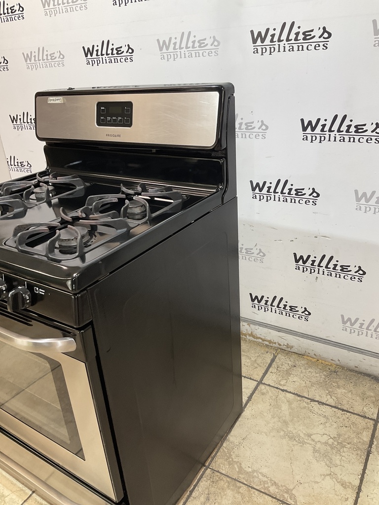 Frigidaire Used Gas Propane Stove 30inches (Stainless Steel) 
