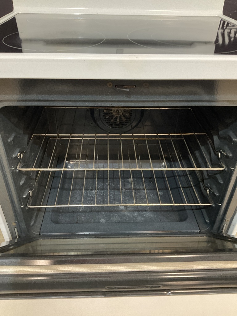 Kenmore Used Electric Stove 220volts (40/50 AMP) 30inches {no cord} (White) 