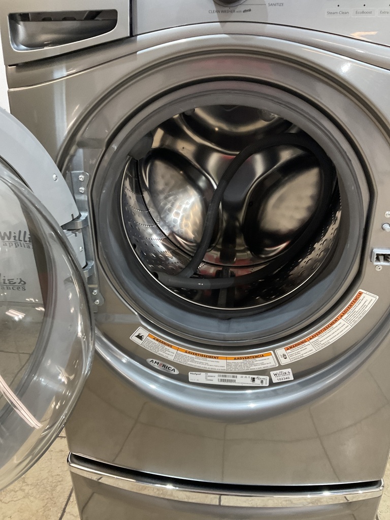 Whirlpool Used Washer Front-load 27inches (White) 