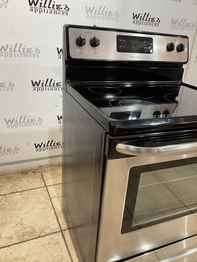 Ge Used Electric Stove 220volts (40/50 AMP) 30inches {no cord} (Stainless steel) 