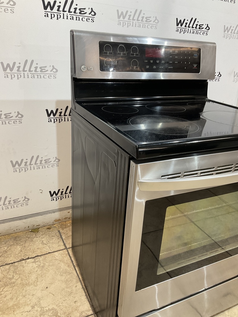 Lg Used Electric Stove 220 volts (40/50 AMP) 30inches {3 prong} (Stainless Steel)