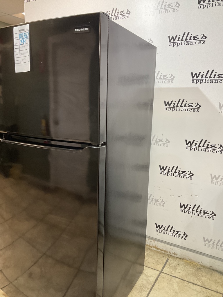 Frigidaire Used Refrigerator Top and Bottom 30x66 (Black) 
