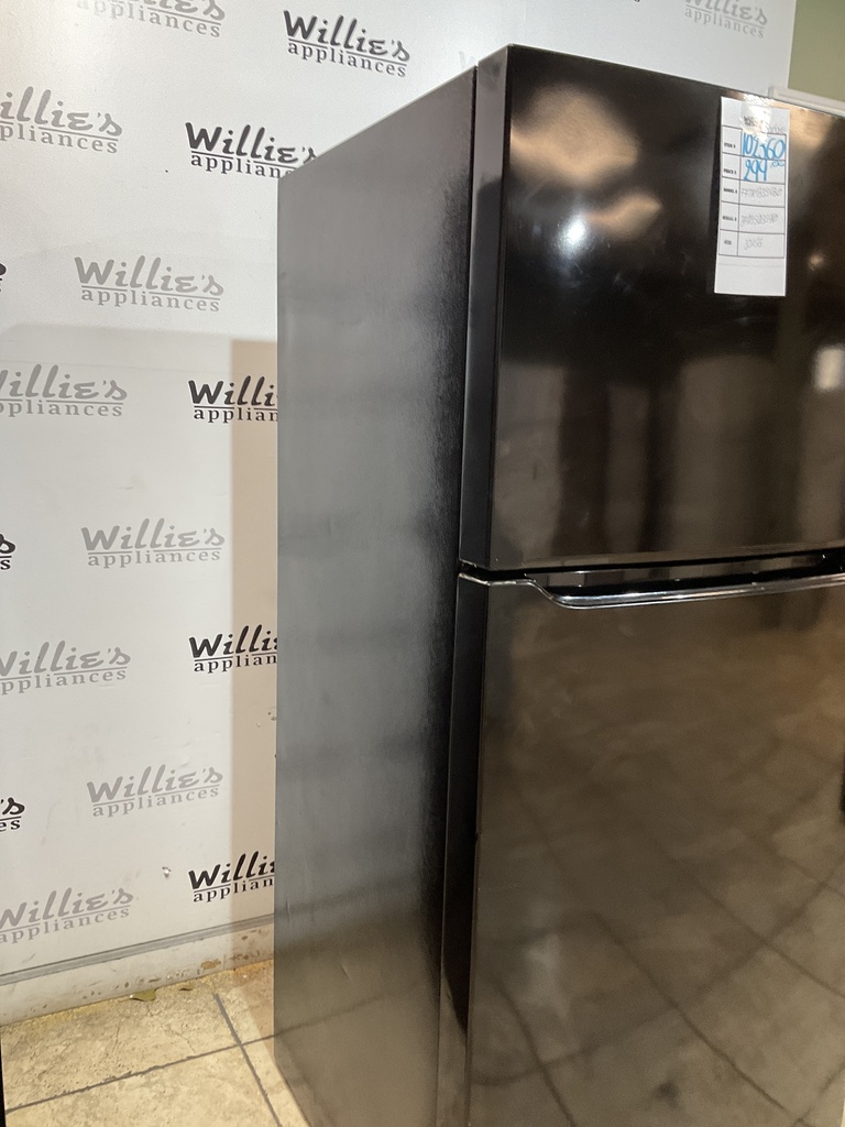 Frigidaire Used Refrigerator Top and Bottom 30x66 (Black) 