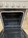 Hotpoint Used Gas Propane Stove. 20inches (White) 