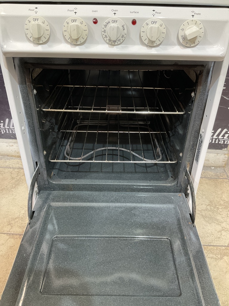 Frigidaire Used Electric Stove 220volts (40/50 AMP) 20inches {no cord} (White) 