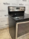Whirlpool Used Electric Stove 220volts (40/50 AMP) 30inches {no cord} (Stainless Steel) 