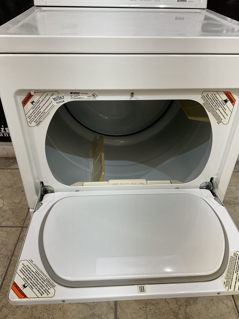 Kenmore Used Electric Dryer 220volts (30 AMP) 27inches {3 prong} (white)