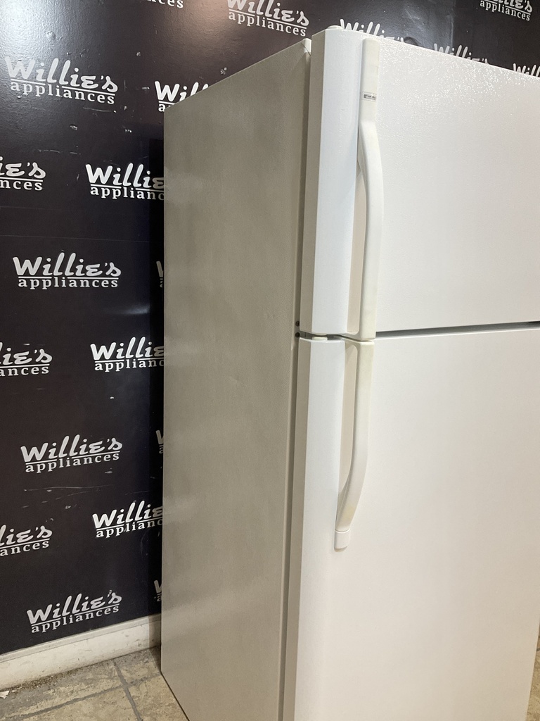 Kenmore Used Refrigerator Top and Bottom 30x66 (White) 