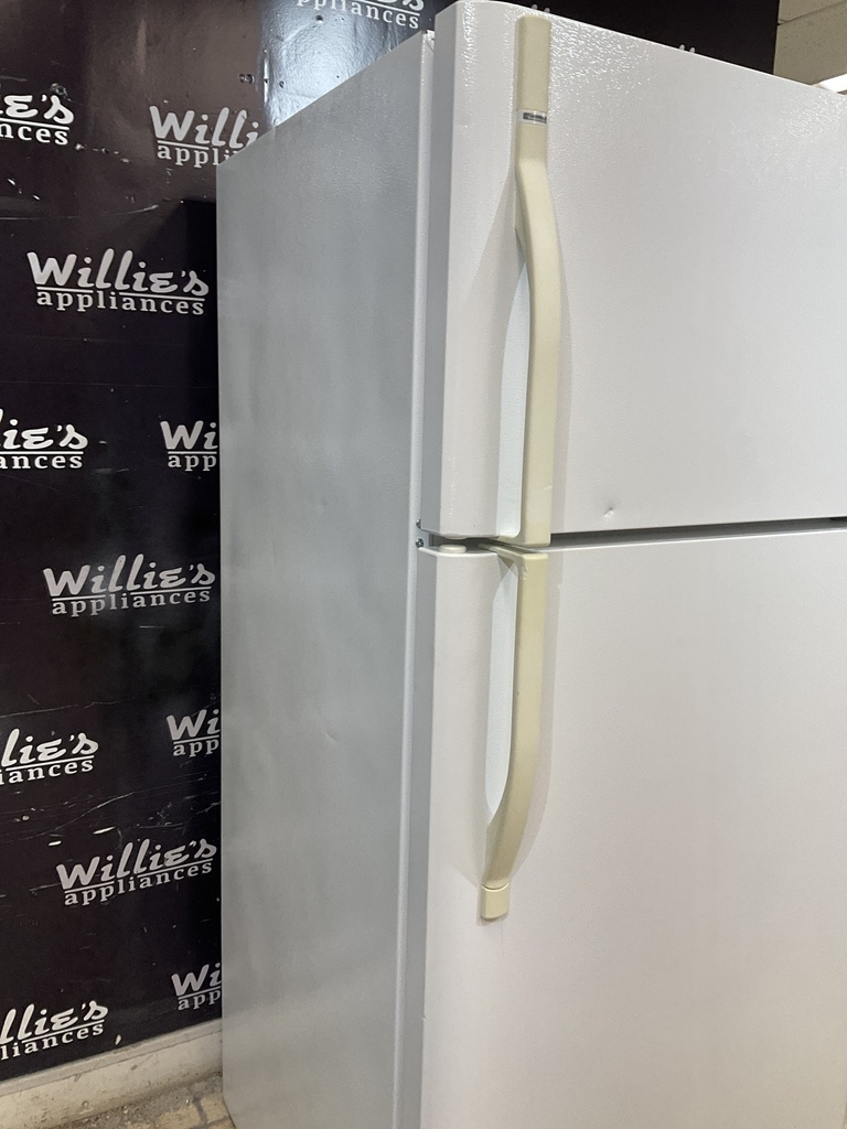 Kenmore Used Refrigerator Top and Bottom 30x66 (White) 