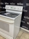 Ge Used Electric Stove 220volts (40/50 AMP) 30inches {no cord} (White) 