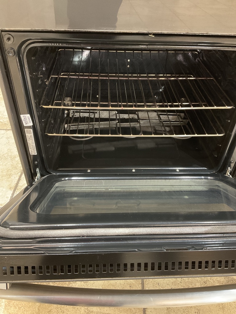 Ge Used Electric Stove Double Oven 20volts (40/50 AMP) 30inches {no cord} (Stainless Steel) 