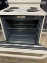 Ge Used Electric Stove 220volts (40/50 AMP) 30inches {3 prong} (Bisque) 
