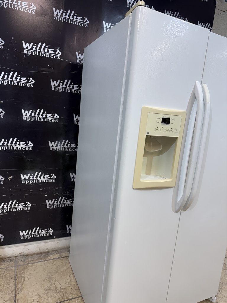 Ge Used Refrigerator Side by Side 36x69 1/2” (White)
