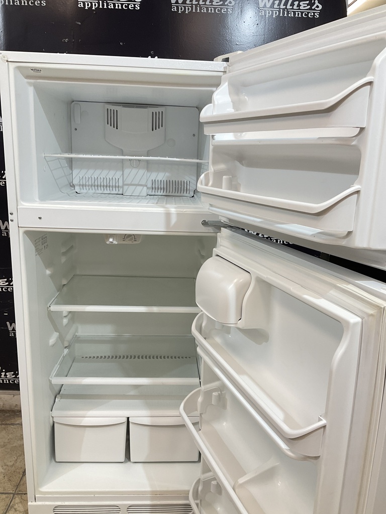 Frigidaire Used Refrigerator Top and Bottom 28 1/2” x 65” (White) 