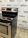 Frigidaire Used Electric Stove 220volts (40/50 AMP) 30inches {no cord} (Stainless steel) 