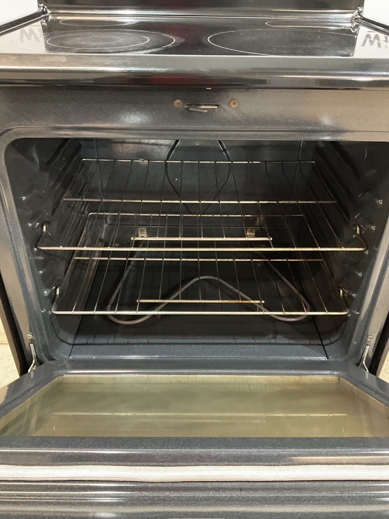 Frigidaire Used Electric Stove 220volts (40/50 AMP) 30inches {no cord} (Stainless steel) 