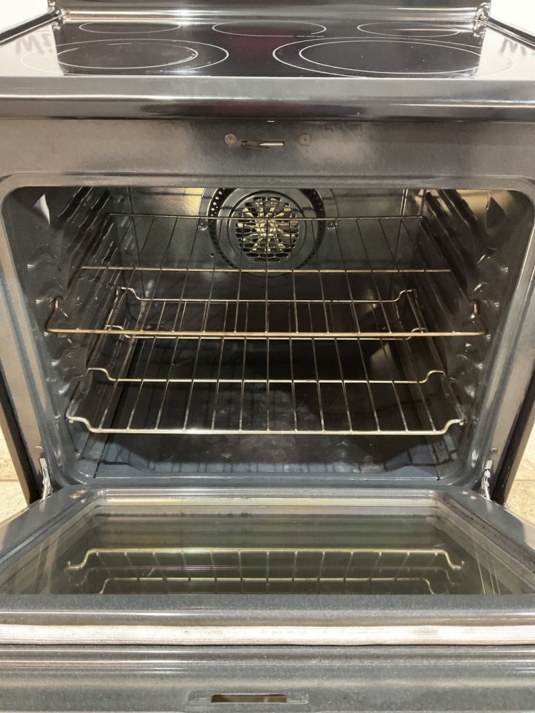 Frigidaire Used Electric Stove 220 volts (40/50 AMP) 30inches {no cord} (Stainless steel) 
