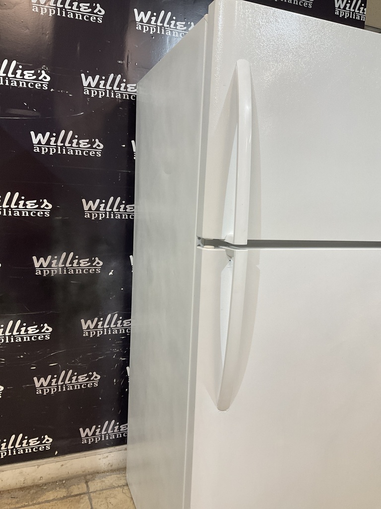 Frigidaire Used Refrigerator Top and Bottom 30x69 (White) 