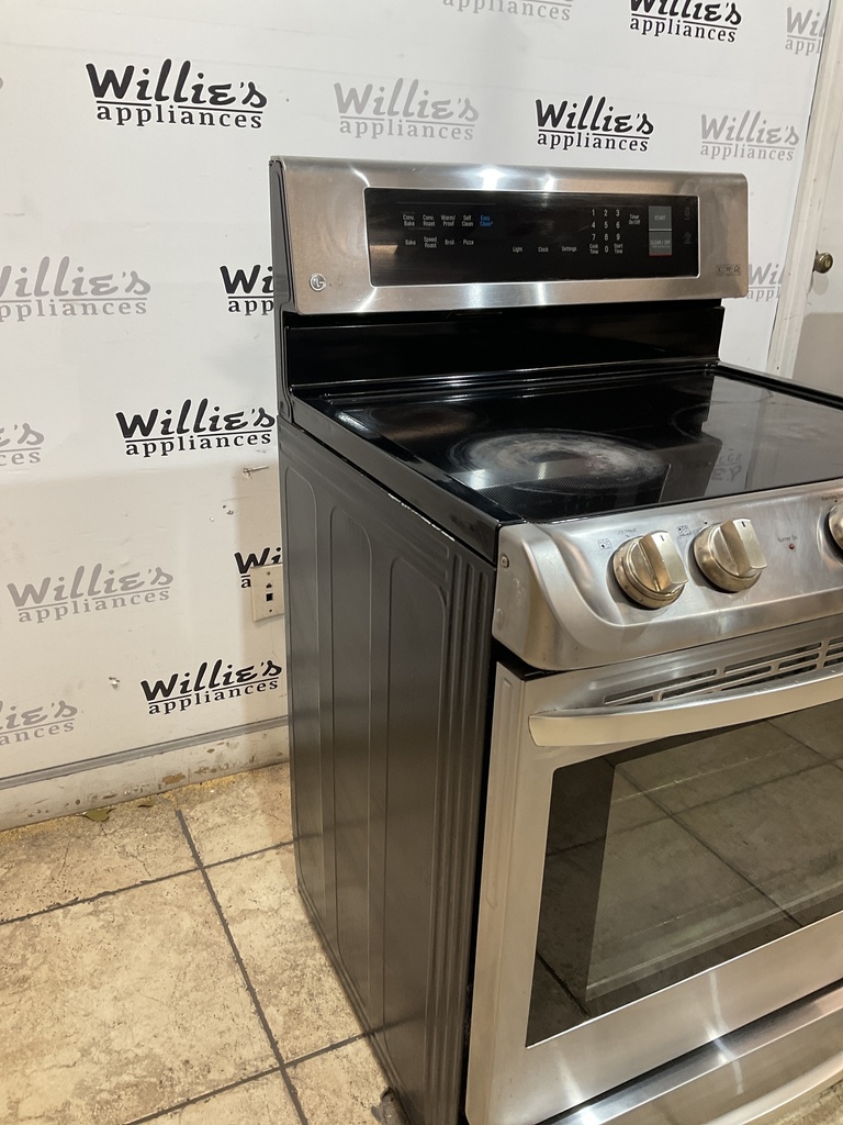 Lg Used Electric Stove 220volts (40/50 AMP) 30inches {4 prong} (Stainless Steel)