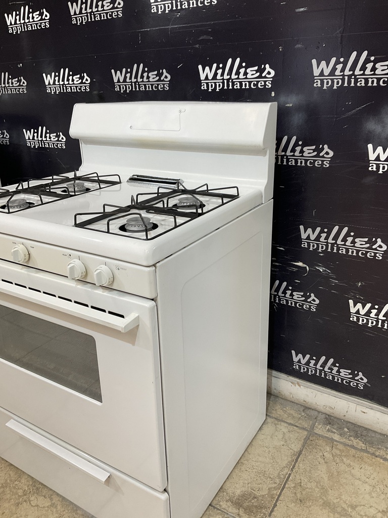 Frigidaire Used Natural Gas Stove 30inches (White)