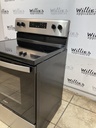 Whirlpool Used Electric Stove 220volts (40/50 AMP) 30inches {no cord} (Stainless Steel)