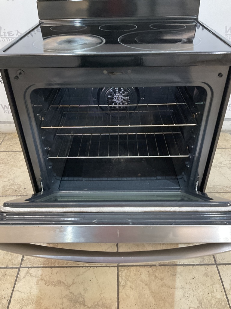 Frigidaire Used Electric Stove 220volts (40/50 AMP) 30inches {3 prong} (Stainless steel) 