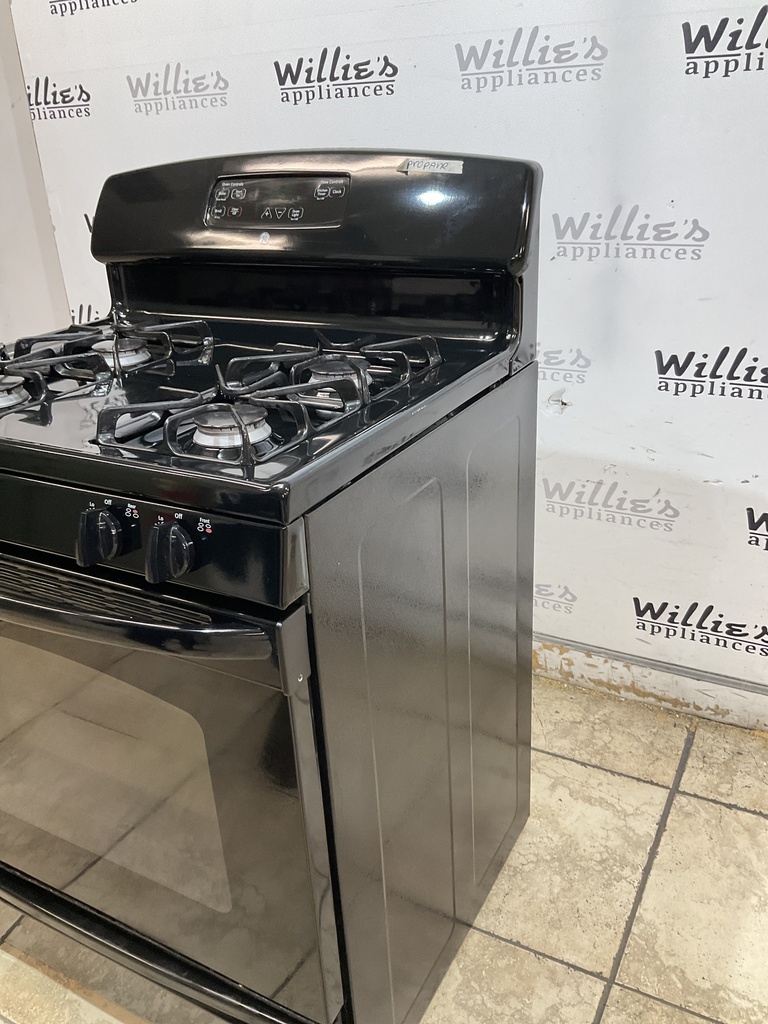 Ge Used Gas Propane Stove 30inches (White) 