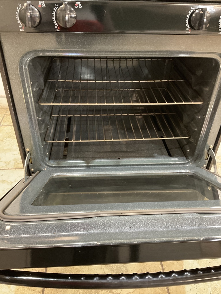 Ge Used Gas Propane Stove 30inches (White) 