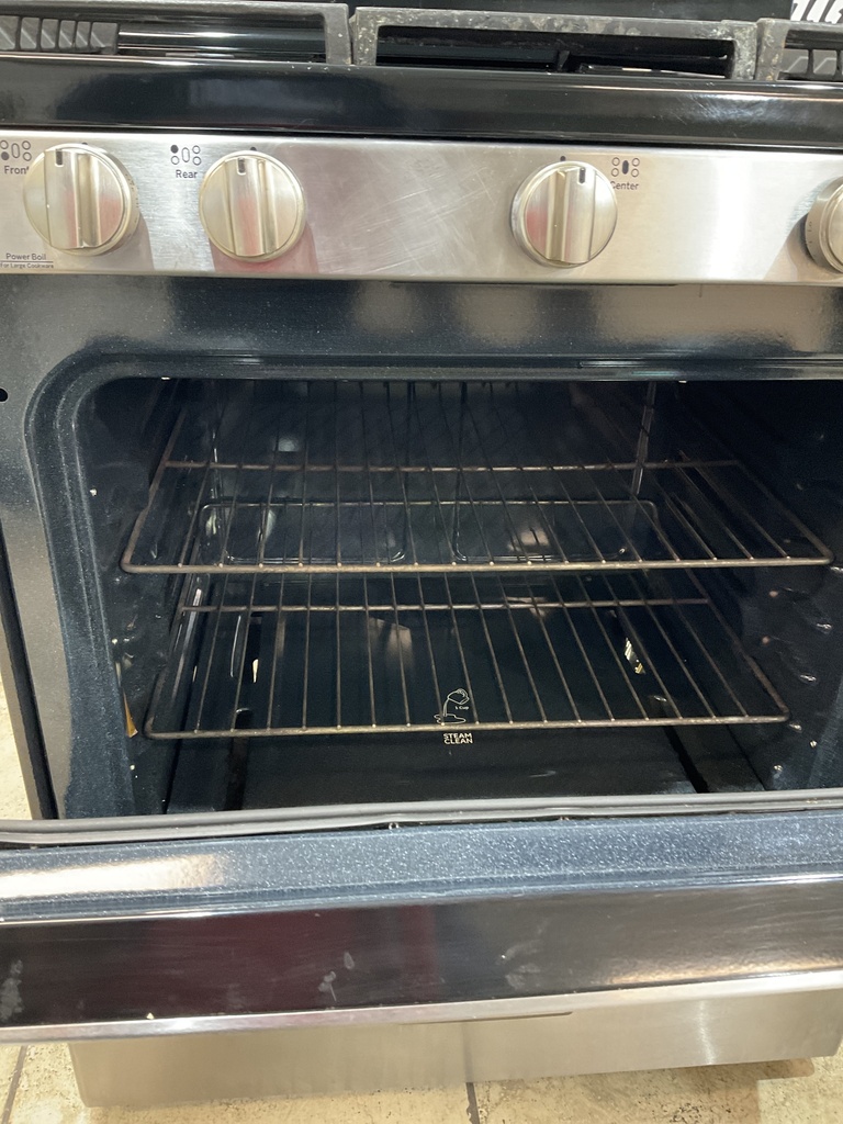 Ge Used Gas Propane Stove 30inches  (Stainless Steel) 