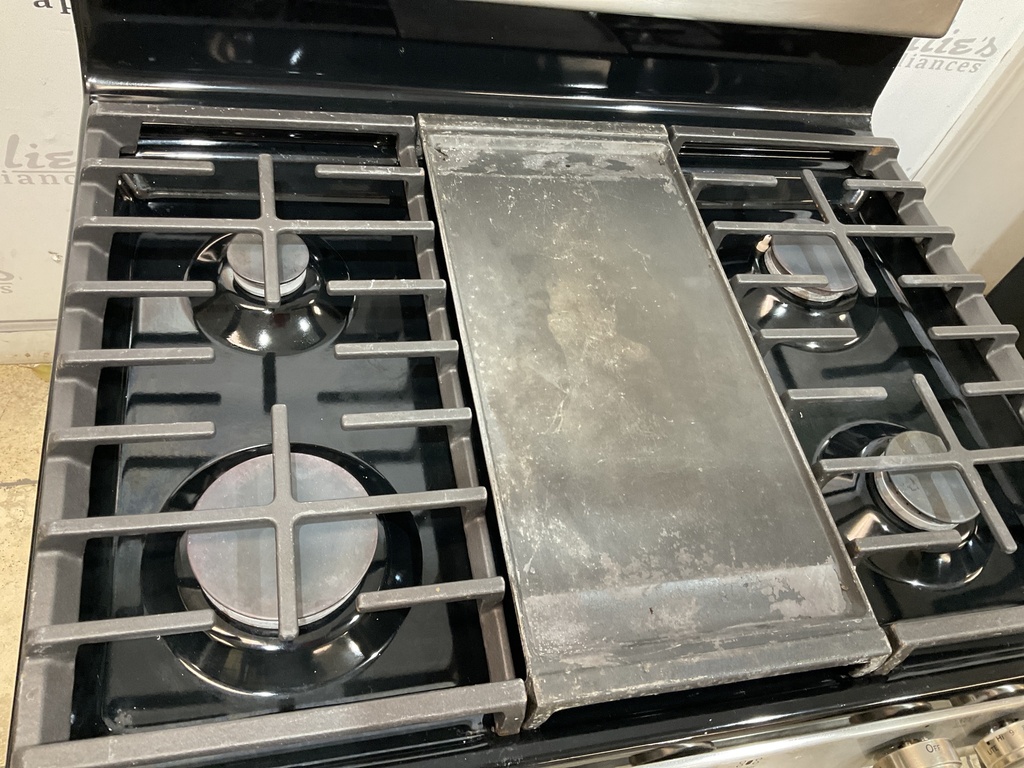Ge Used Gas Propane Stove 30inches  (Stainless Steel) 