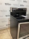 Whirlpool Used Electric Stove 220volts (40/50 AMP) 30inches {no cord} (Stainless Steel) 