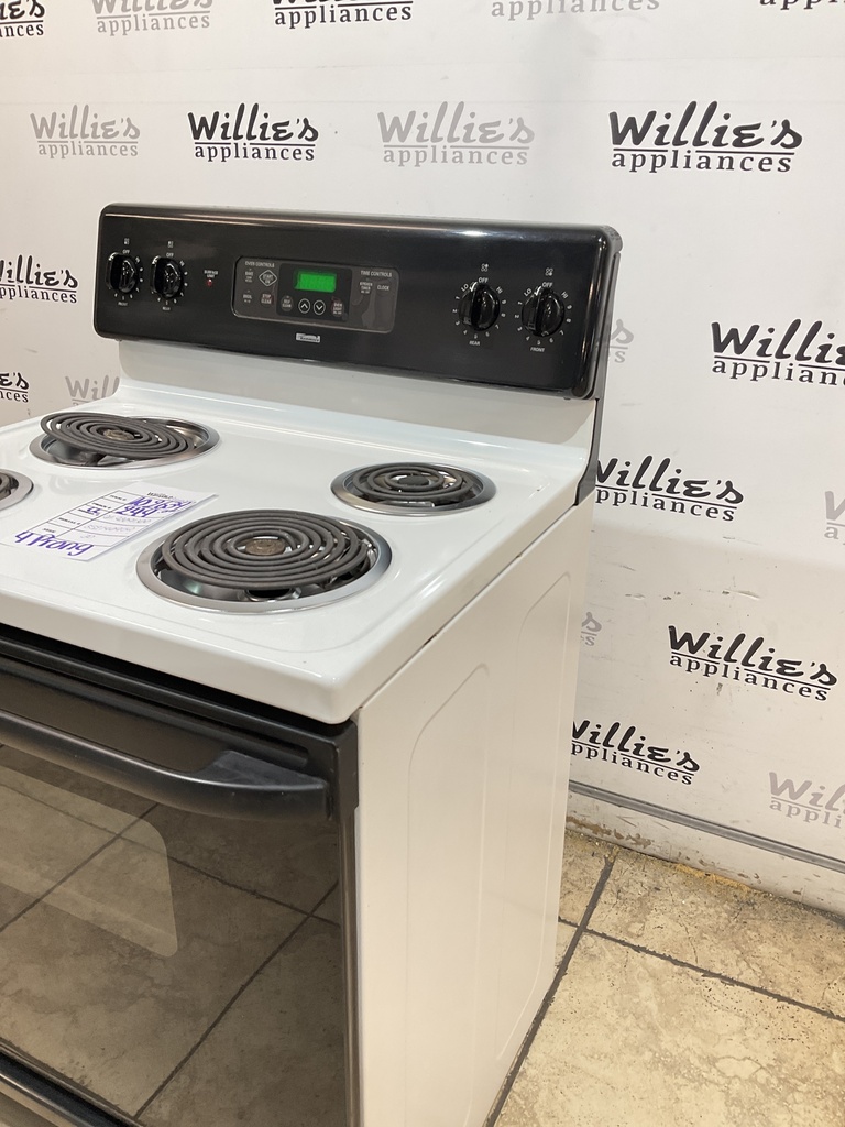 Kenmore Used Electric Stove 220volts (40/50 AMP) 30inches {4 prong} (White/Black) 
