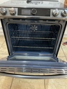 Samsung Used Electric Stove 220volts (40/50 AMP) 30inches {4 prong} (Stainless steel) 