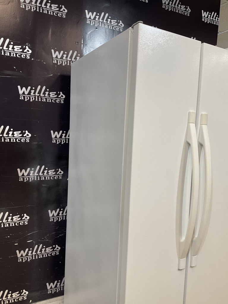 Whirlpool Used Refrigerator Side by Side 33x66 1/2” (White) 