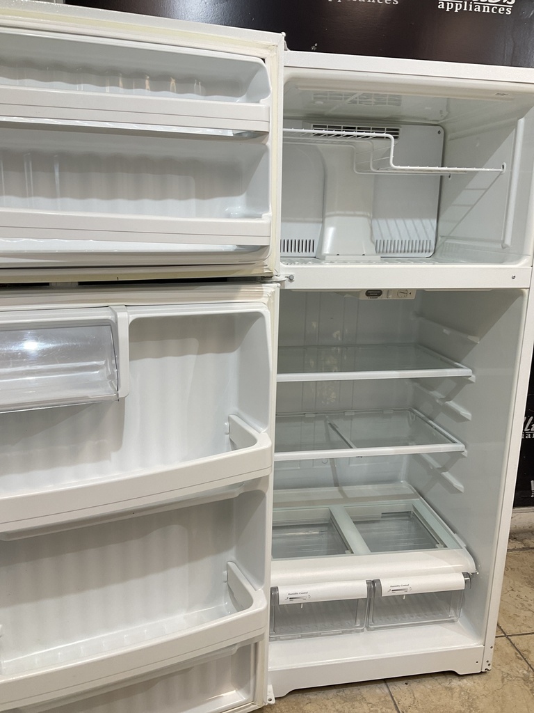 Ge Used Refrigerator Top and Bottom 28x64 (White) 