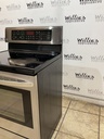 Lg  Used Electric Stove 220volts (40/50 AMP) 30inches {no cord} (Stainless steel) 
