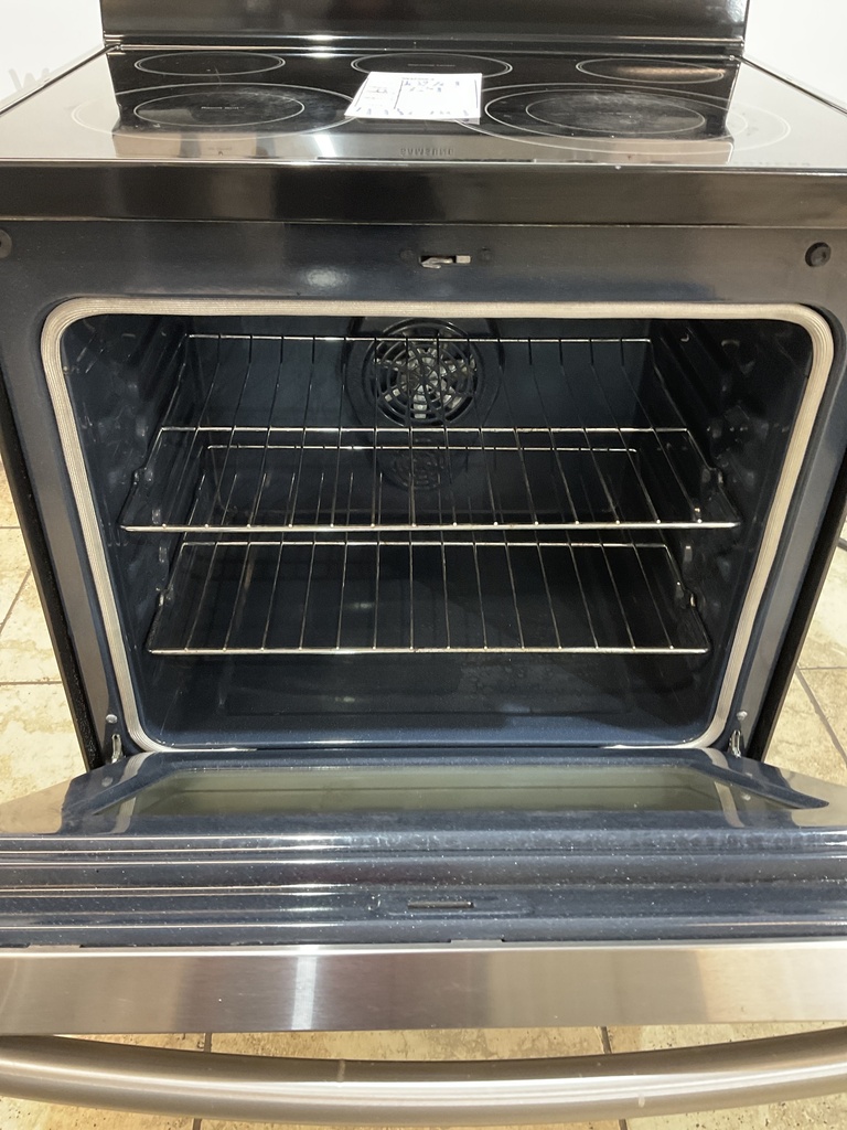 Samsung Used Electric Stove 220volts (40/50 AMP) 30inches {4 prong} (Stainless steel) 