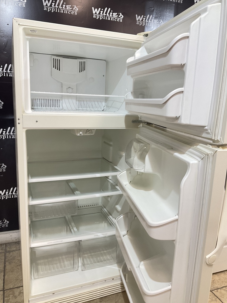 Frigidaire Used Refrigerator Top and Bottom 30x66 (Bisque) 