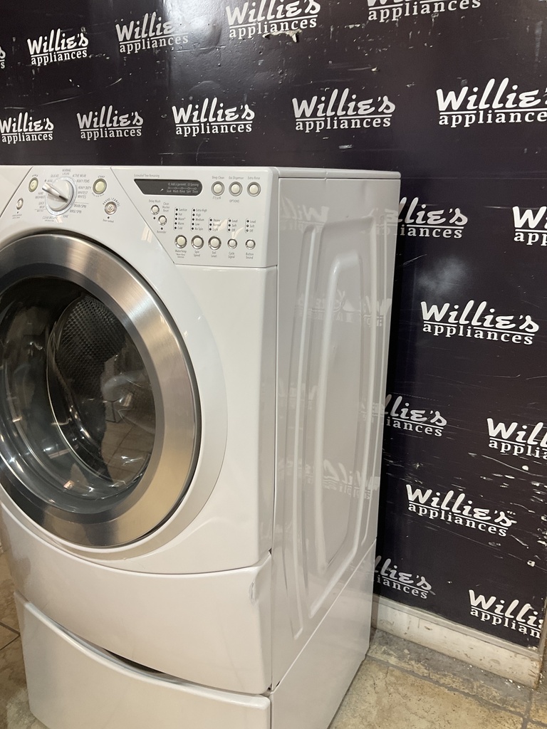 Whirlpool Used Washer Front-load 27inches (White) 