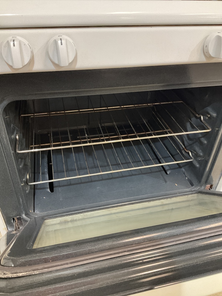 Frigidaire Used Natural Gas Stove 30inches (White) 