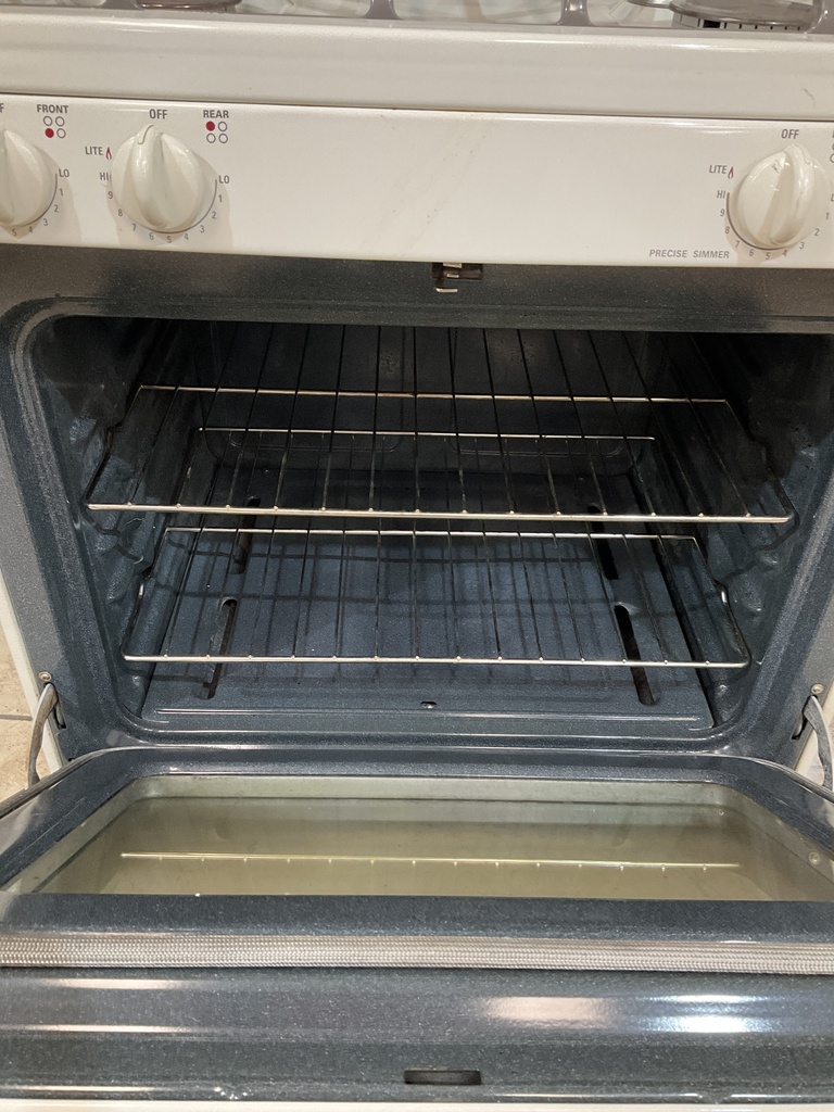 Ge Used Natural Gas Stove 30inches (Bisque) 