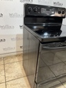 Ge Used Electric Stove 220volts (40/50 AMP) 30inches {3 prong} (Black) 