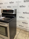 Lg Used Electric Stove 220volts (40/50 AMP) 30inches {3 prong} (Stainless Steel) 