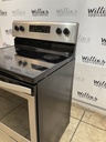 Whirlpool Used Electric Stove 220volts (40/50 AMP) 30inches {no cord} (Stainless Steel) 
