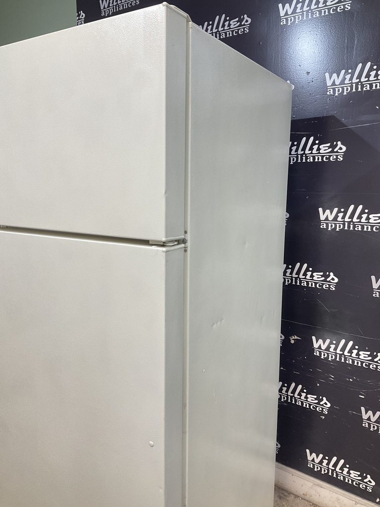 Ge Used Refrigerator Top and Bottom 28x67 1/2” (Bisque) 